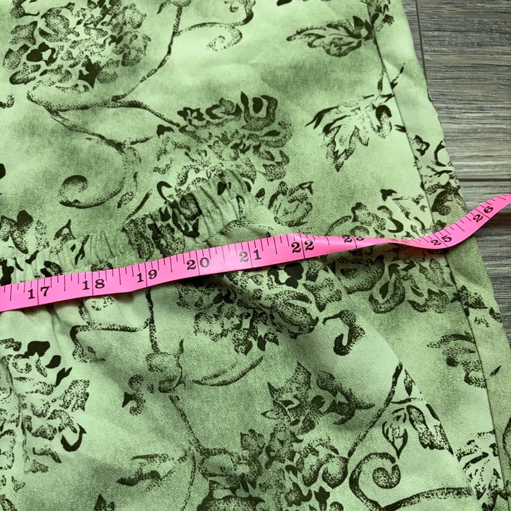90s Vintage Laura Scott Woman Romantic Brocade Floral Midi Skirt (Green)Size 24W - Picture 8 of 9